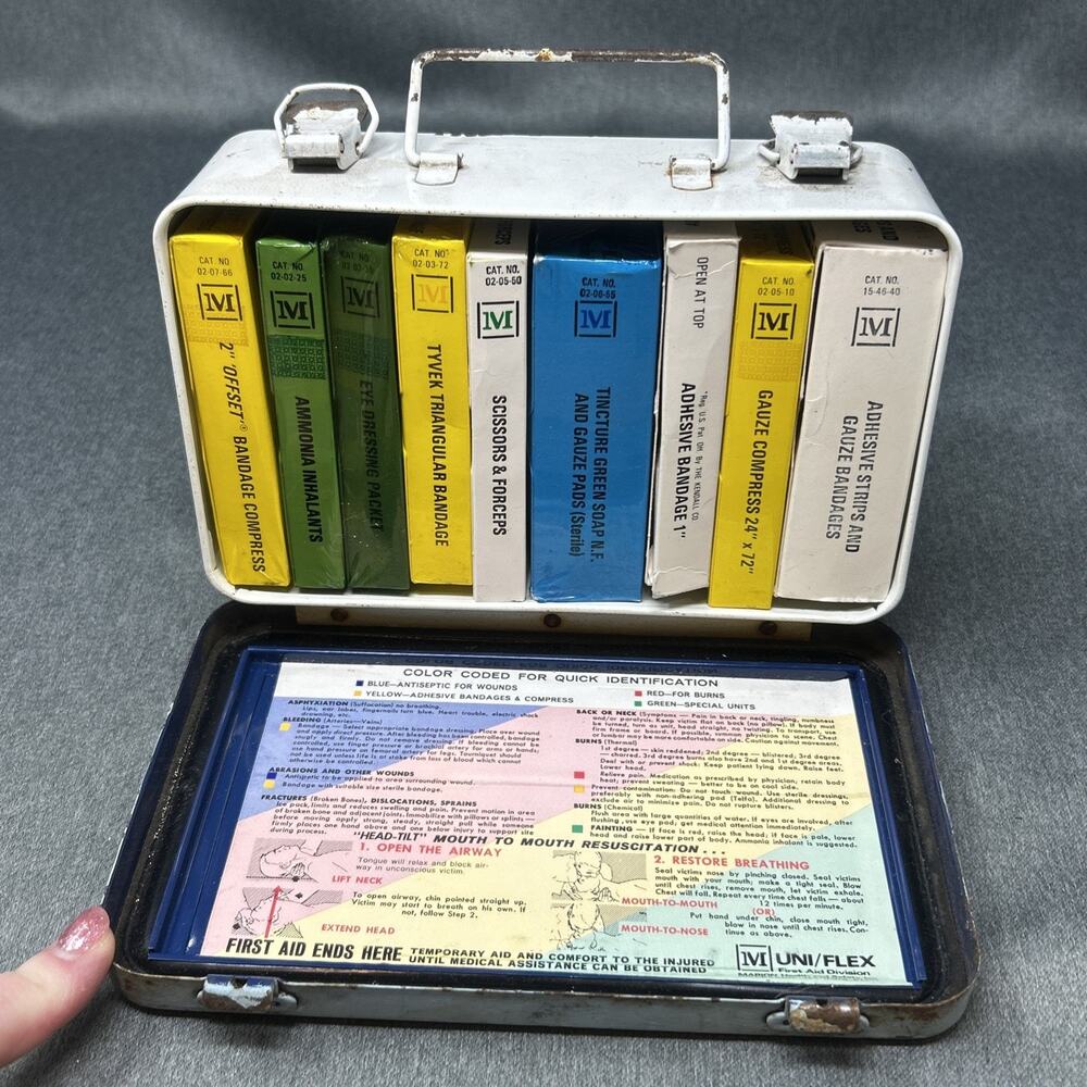 VTG Uni-Flex First Aid Kit Nielsen Industrial Metal Box 6 Sealed 3 Open Supplies